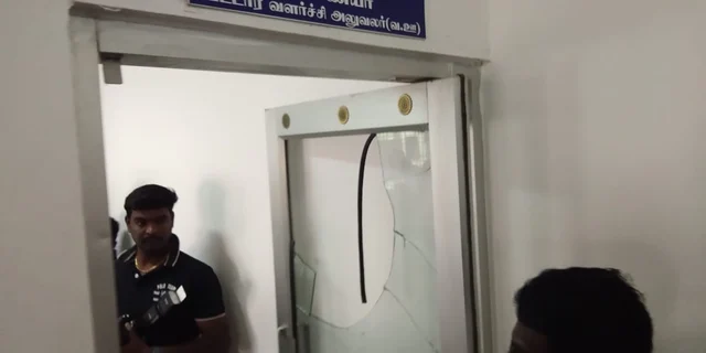 உடைக்கப்பட்ட கண்ணாடி
