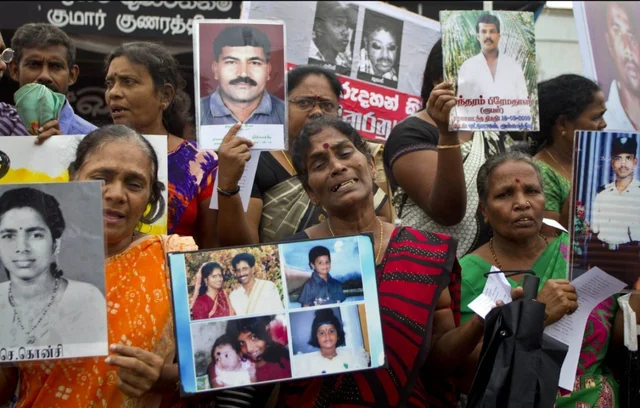 காணாமல் போனவர்களின் குடும்பம்