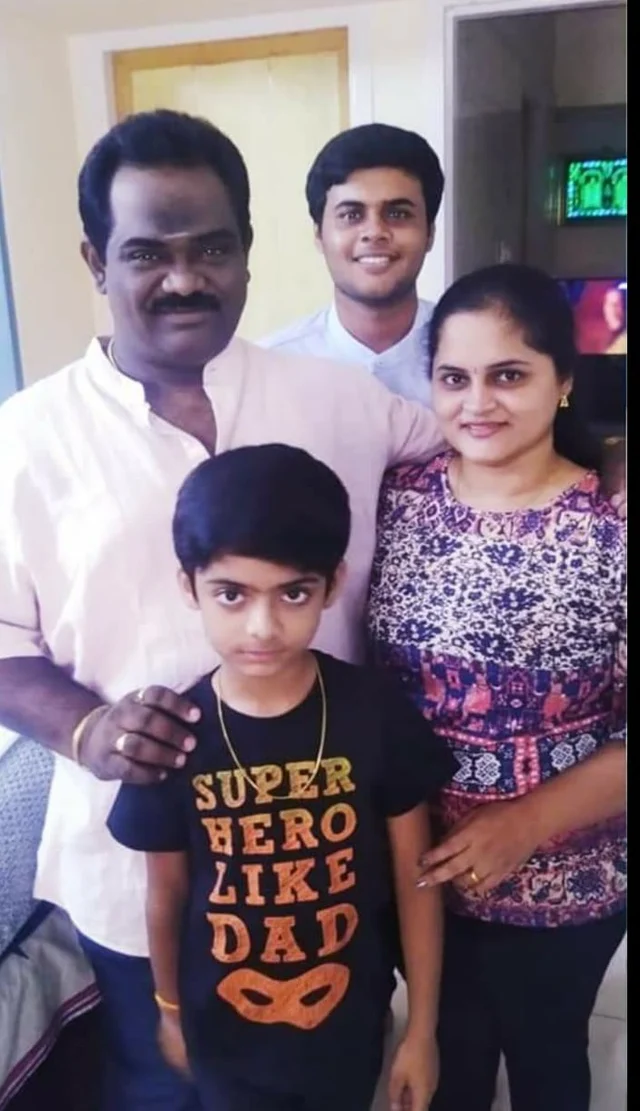 குடும்பத்தினருடன் ஸ்வேதா