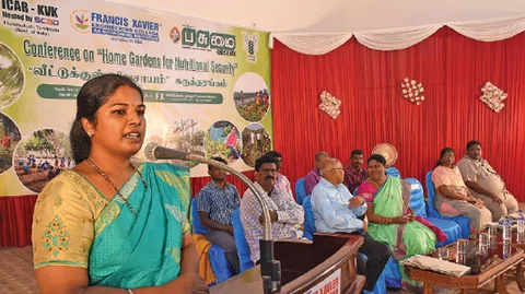 ஷில்பா பிரபாகர் சதீஷ்