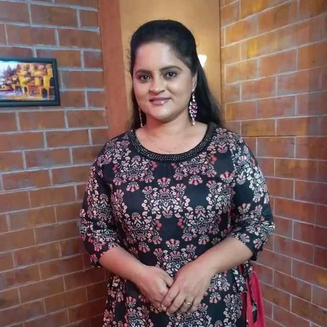 ஸ்வேதா தமிழ் பாரதிராஜன்