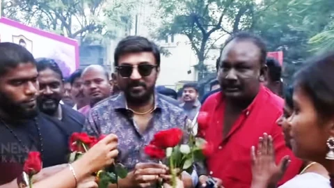 மோகன்