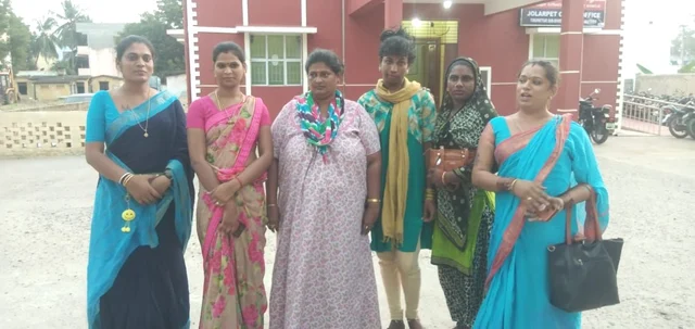 ஜோலார்பேட்டை காவல் நிலையத்தில் புகார்