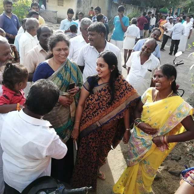 பெண் விவசாயி ரேகா