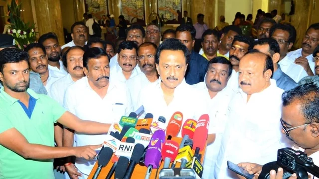தி.மு.க தலைவர்