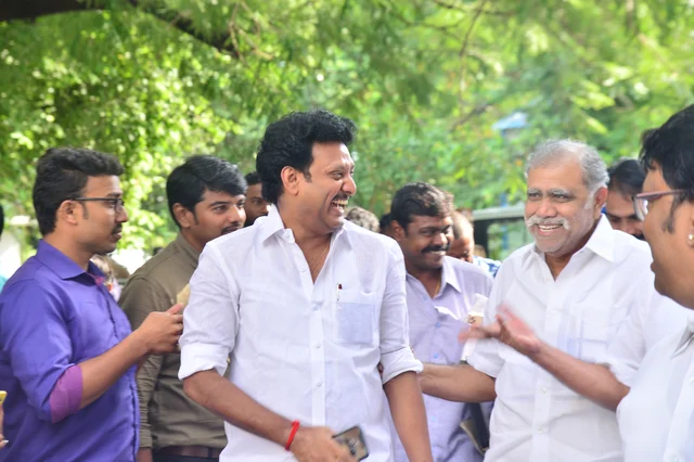 மகேஷ் பொய்யாமொழி மற்றும் ஐ.பெரியசாமி