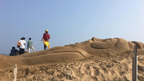 திருவள்ளுவர் மணல் சிற்பம்
