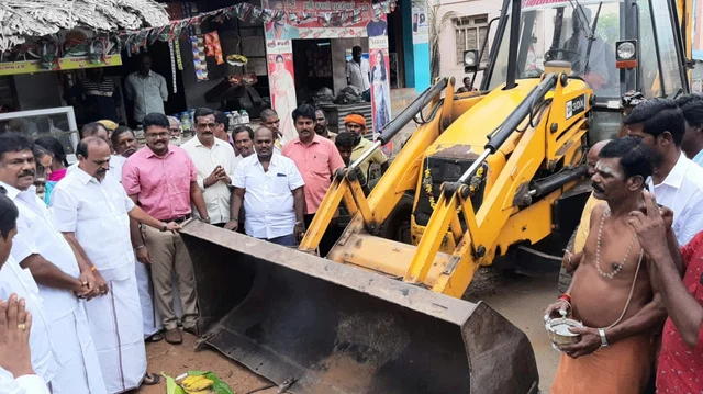 அமைச்சர் கடம்பூர் ராஜு