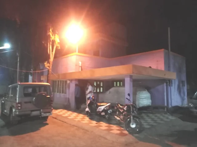 மின்வாரிய ஆய்வு மாளிகை