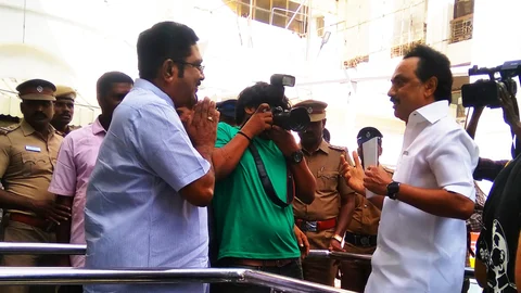 ஸ்டாலின் - டி.டி.வி சந்திப்பு