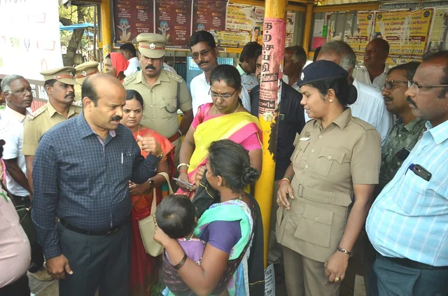 விசாரணை நடத்திய கலெக்டர் சண்முக சுந்தரம்