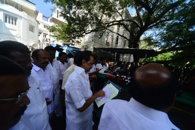 பத்திரிகையாளர் சந்திப்பில் ஸ்டாலின்