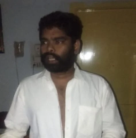 தினேஷ்