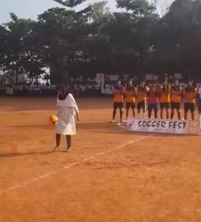 கேரளச் சிறுமி
