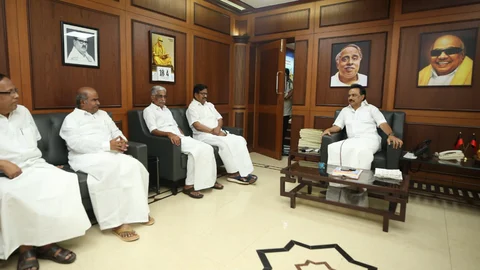 ஸ்டாலின் -அழகிரி சந்திப்பு