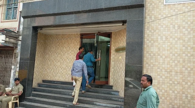 அன்புச்செழியன் அலுவலகம்