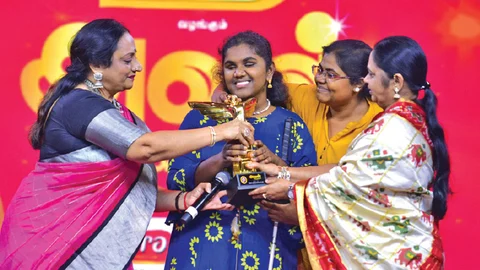 கலைச்செல்விக்கு ‘பெஸ்ட் மாம்’ விருது