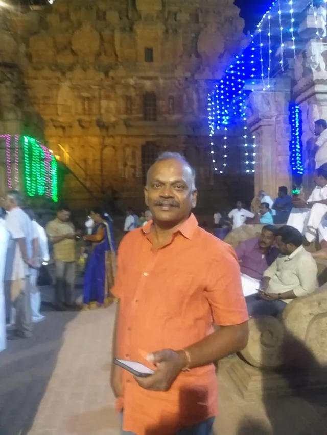 பெரிய கோயிலில் வேல்ராஜ்