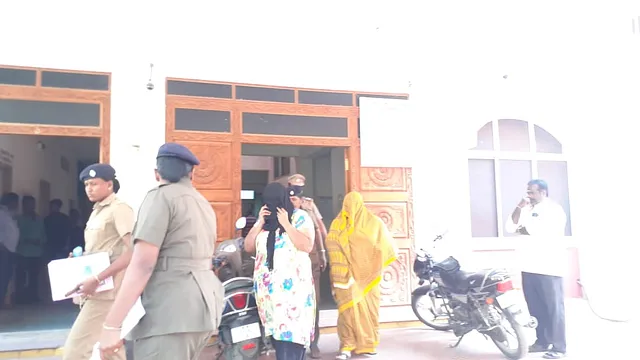 கைதுசெய்யப்பட்ட அ.தி.மு.க பிரமுகர் பிரேமா