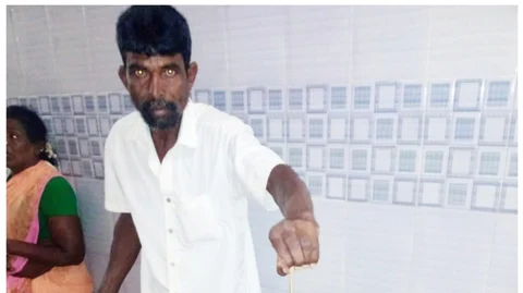 பாம்புடன் வந்த சேது