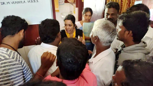வாக்குவாதத்தில் ஈடுபட்ட உறவினர்கள்