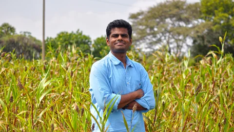 அர்ஜுன் அண்ணாமலை தனது தோட்டத்தில்...