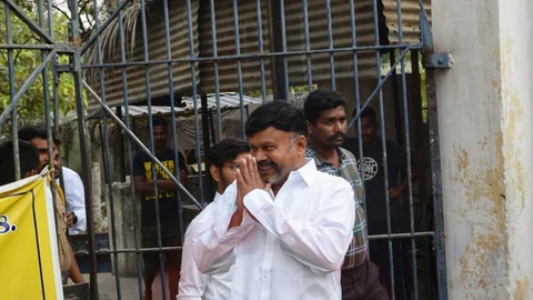 கே.சி.பழனிசாமி