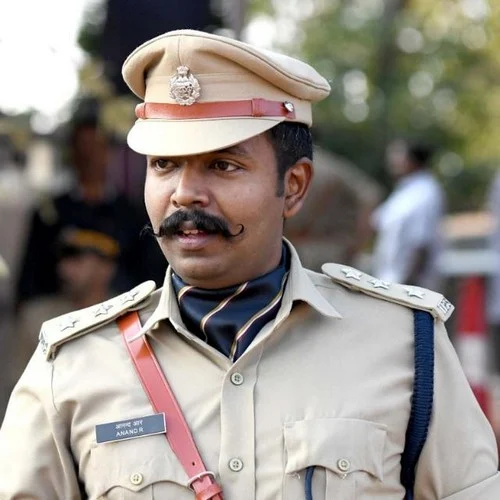 ஐ.பி.எஸ் அதிகாரி ஆனந்த்