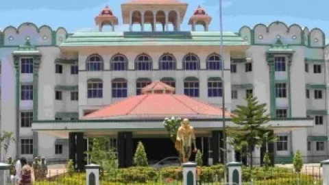 மதுரை உயர்நீதிமன்றக் கிளை