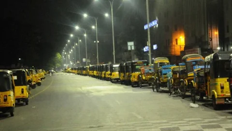 சாலைப் போக்குவரத்து