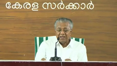 கேரள முதல்வர் பினராயி விஜயன்