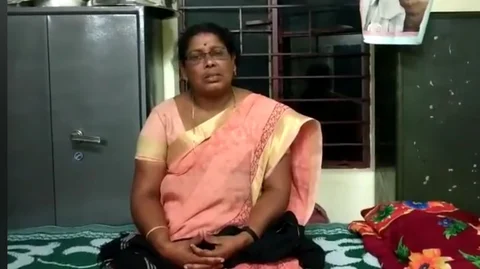 உன்ணாவிரதப் போராட்டத்தில் ஆசிரியை உஷாகுமாரி