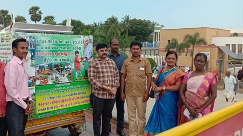 விழிப்புணர்வு பயணம் தொடங்கிய ஆட்டோ ஓட்டுநர்.