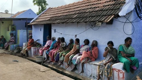 சோகத்தில் கிராம மக்கள்