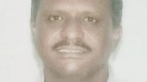 ஆசிரியர் சுரேஷ்பாபு