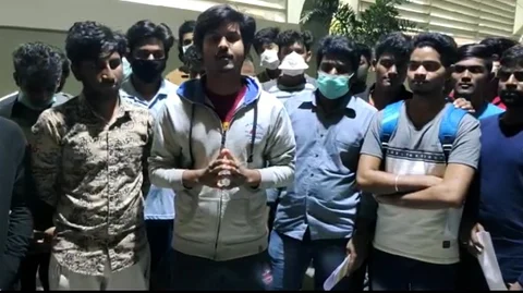 மலேசியாவில் சிக்கியுள்ள மருத்துவ மாணவர்கள்