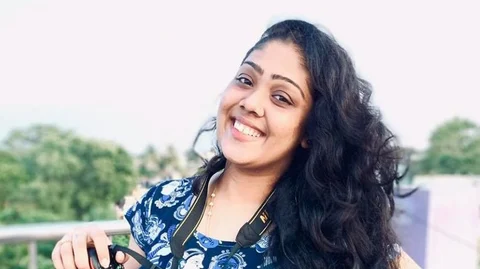 சினேகா
