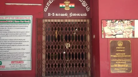 மூடப்பட்ட காவல்நிலையம்