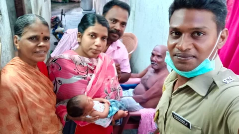 புதுச்சேரிக் காவலர்