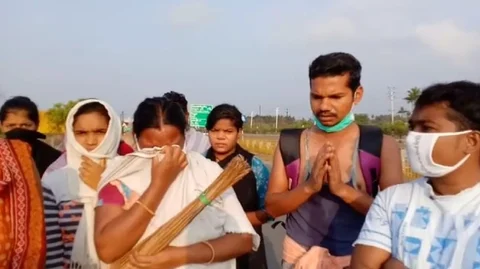 பாதிக்கப்பட்ட வட மாநிலத்தவர்கள்