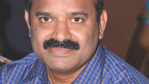 வேலூர் கலெக்டர் சண்முக சுந்தரம்