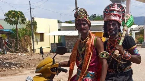 மாயக்கண்ணன், விஜயகாந்த் நூதனப் பிரசாரம்