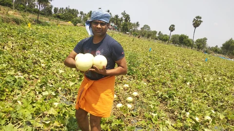 சுரேஷ்