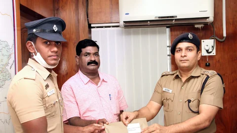 காவலர் சையது அபுதாஹிர்