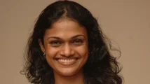 சுசித்ரா, Suchitra