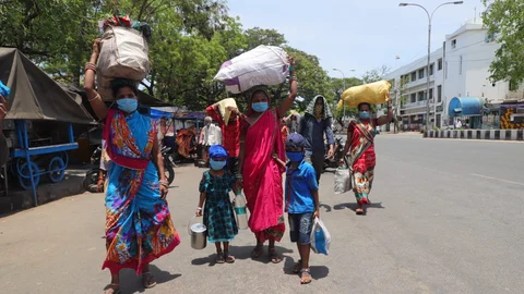 புலம்பெயர்ந்த தொழிலாளர்கள்