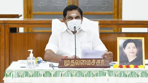 தமிழக முதல்வர் எடப்பாடி பழனிசாமி