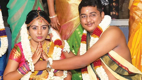 லாக் டெளன் திருமணங்கள்