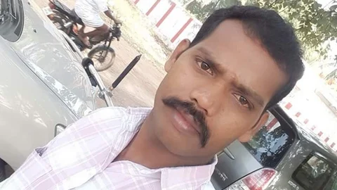 விபத்தில் உயிரிழந்த கார் டிரைவர் காவலர் ராம்கி