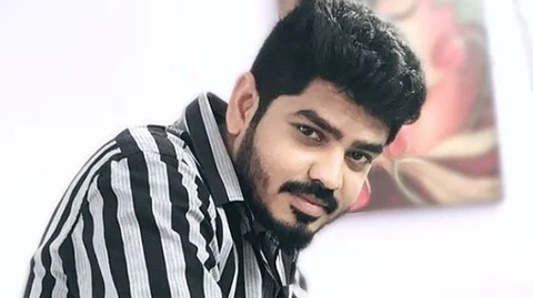 விக்னேஷ் கார்த்திக்